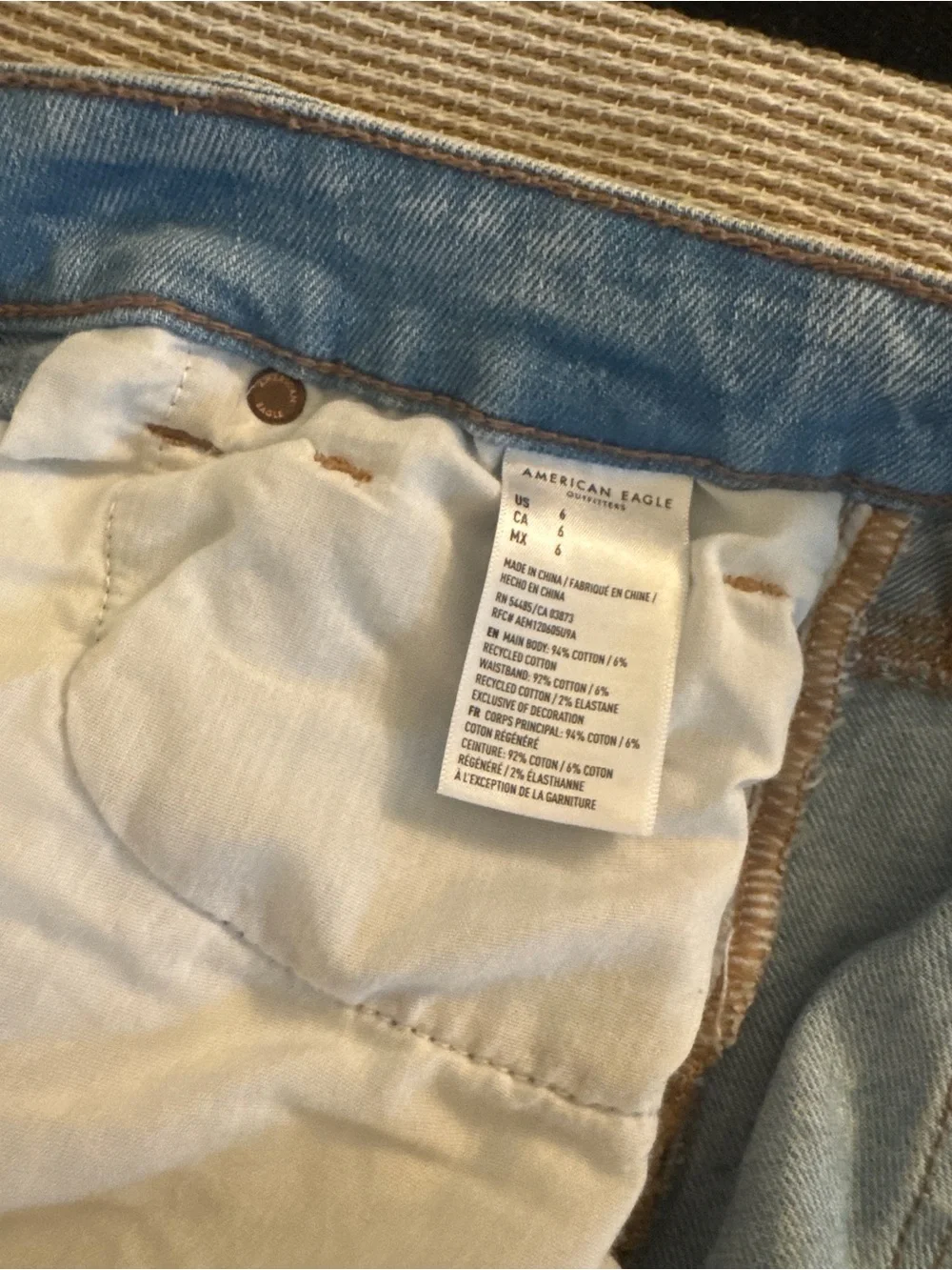 AE Denim Baggy Mom Short in light acid wash